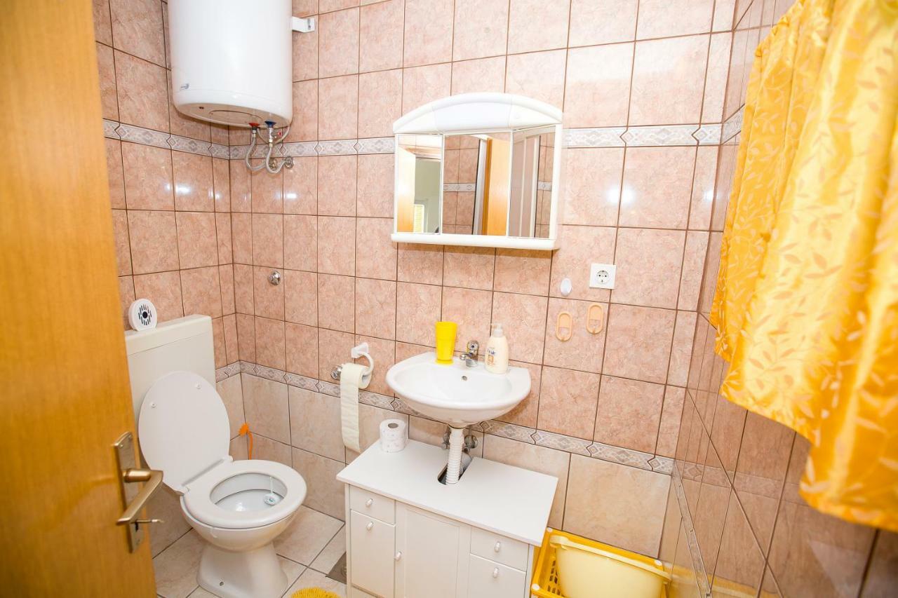 Apartmani Cindric カルロバッグ エクステリア 写真